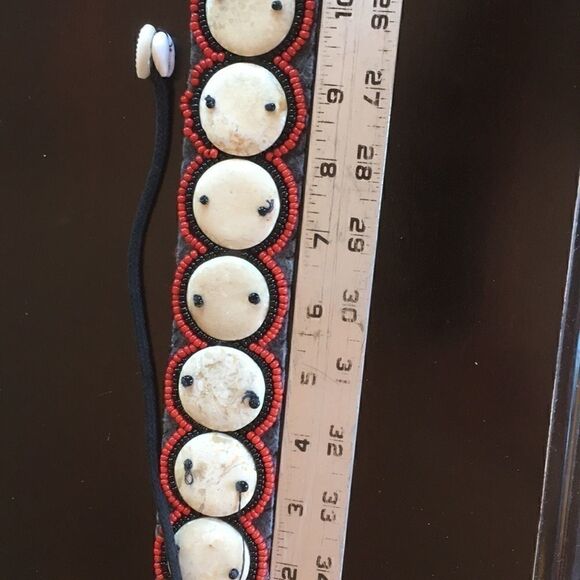 Hand crafted Mexican beaded and Stone fabric wide tie belt red black Vintage - Picture 5 of 8